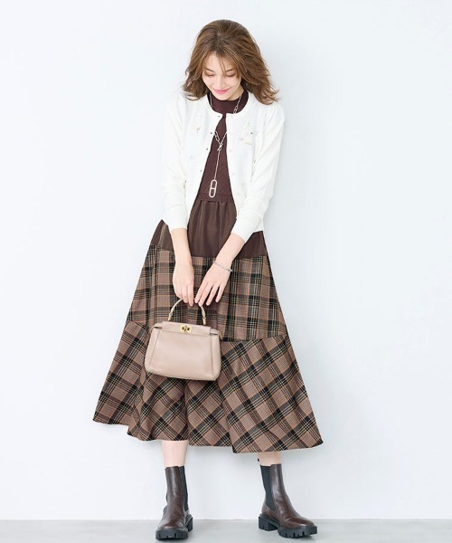 Chesty（チェスティー）の「ニット×チェックワンピース（ワンピース・レディース・ブラウン/ブラック/ネイビー・1/0）」の14枚目の写真