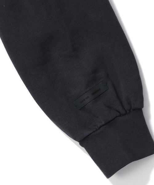 FOG ESSENTIALS（エフオージーエッセンシャルズ）の「ESSENTIALS Classic Full Zip Hoodie  エッセンシャルズ（パーカー・メンズ・ブラック・LARGE/MEDIUM/SMALL/X-LARGE）」の6枚目の写真