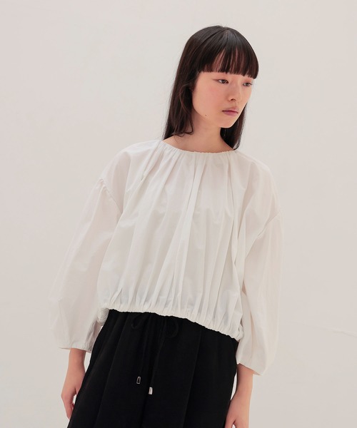 TSURU by Mariko Oikawa（ツルバイマリコオイカワ）の「TSURU by Mariko Oikawa / Mou(バックリボンコットンブラウス BL-1264700)（シャツ/ブラウス・レディース・ホワイト・38）」の2枚目の写真