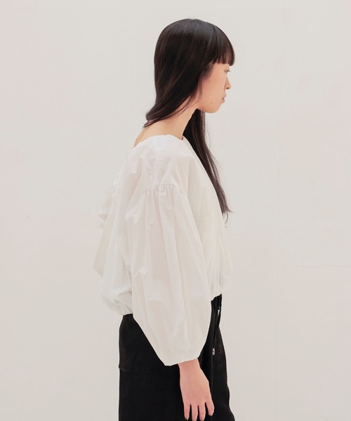 TSURU by Mariko Oikawa（ツルバイマリコオイカワ）の「TSURU by Mariko Oikawa / Mou(バックリボンコットンブラウス BL-1264700)（シャツ/ブラウス・レディース・ホワイト・38）」の3枚目の写真