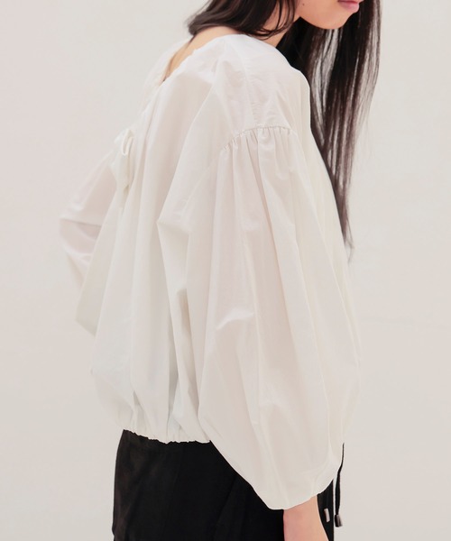 TSURU by Mariko Oikawa（ツルバイマリコオイカワ）の「TSURU by Mariko Oikawa / Mou(バックリボンコットンブラウス BL-1264700)（シャツ/ブラウス・レディース・ホワイト・38）」の7枚目の写真