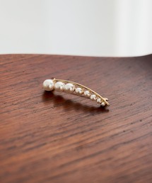 studio CLIP（スタディオクリップ）の「パールカーブブローチ（ブローチ/コサージュ）」