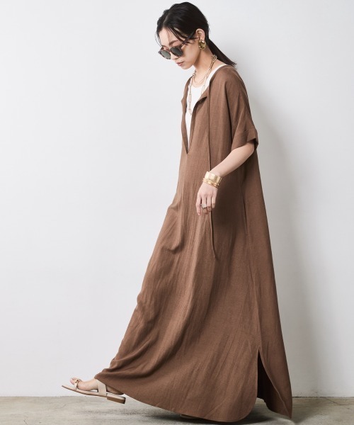 CHIC STYLE（シックスタイル）の「レーヨン麻2WAYフレンチスリーブマキシワンピース＜大きいサイズ有＞シックスタイル（ワンピース・レディース・ブラック/ブラウン/ブルー・M/4L/3L/LL/L/5L）」の20枚目の写真