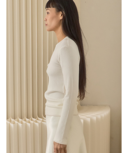 Sorry,Too Much Love(ソーリートゥーマッチラブ)の「Fine Rib Long Sleeve Top_Ivory(Tシャツ/カットソー・レディース・その他・FREE)」の3枚目の写真