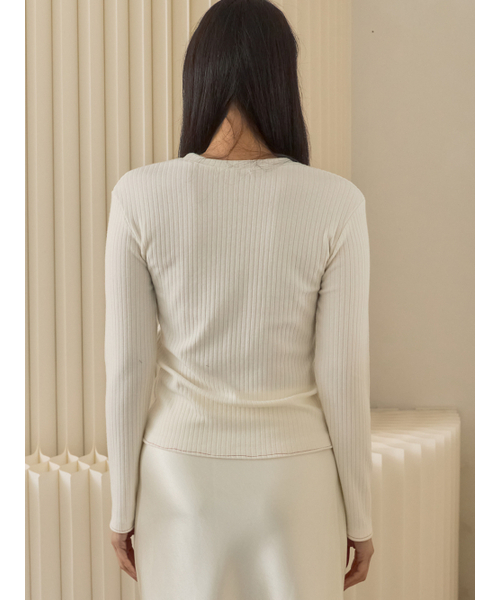 Sorry,Too Much Love(ソーリートゥーマッチラブ)の「Fine Rib Long Sleeve Top_Ivory(Tシャツ/カットソー・レディース・その他・FREE)」の4枚目の写真