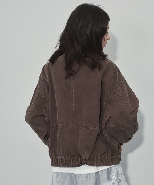 ENVYM（アンビー）の「バイカラーウォッシュミリタリージャケット（ミリタリージャケット・レディース・カーキ/ブラウン・FREE）」の13枚目の写真