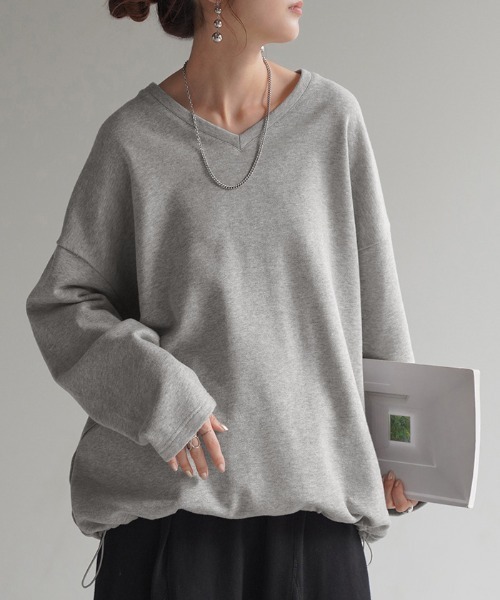 HUG.U(ハグユー)の「「 Tシャツ以上の満足感 」 綿100% Vネックスウェット(スウェット・レディース・ブラック/アイボリー/カーキ/ライトグレー/レッド/ホワイト/グレイッシュブルー・FREE)」の12枚目の写真