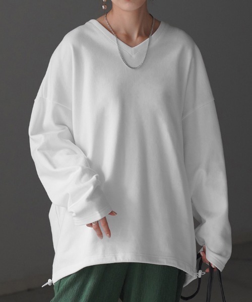 HUG.U(ハグユー)の「「 Tシャツ以上の満足感 」 綿100% Vネックスウェット(スウェット・レディース・ブラック/アイボリー/カーキ/ライトグレー/レッド/ホワイト/グレイッシュブルー・FREE)」の19枚目の写真