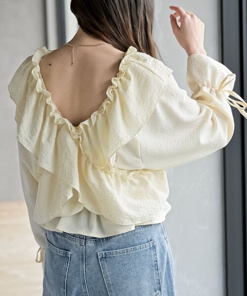 rps（アールピーエス）の「ホットフィックスクロスフリルペプラムブラウス（シャツ/ブラウス・レディース・アイボリー/ブラック/ライトベージュ・フリー）」の10枚目の写真