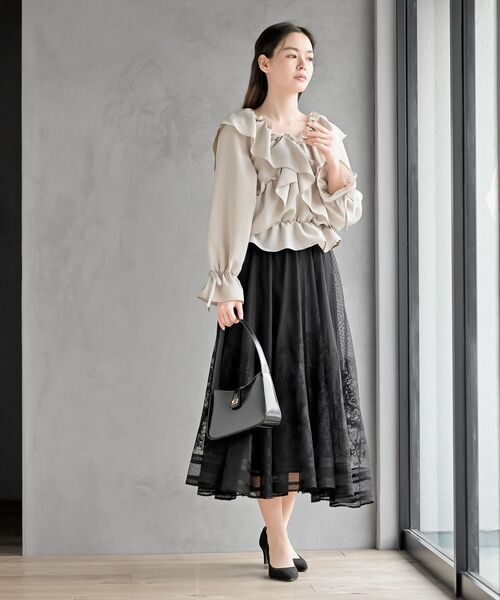 rps（アールピーエス）の「ホットフィックスクロスフリルペプラムブラウス（シャツ/ブラウス・レディース・アイボリー/ブラック/ライトベージュ・フリー）」の19枚目の写真