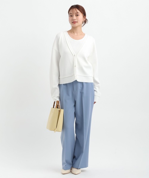 Andemiu(アンデミュウ)の「ショートVネックカーディガン641359(カーディガン/ボレロ・レディース・モカ/オフホワイト/オレンジ/ネイビー・FREE)」の22枚目の写真