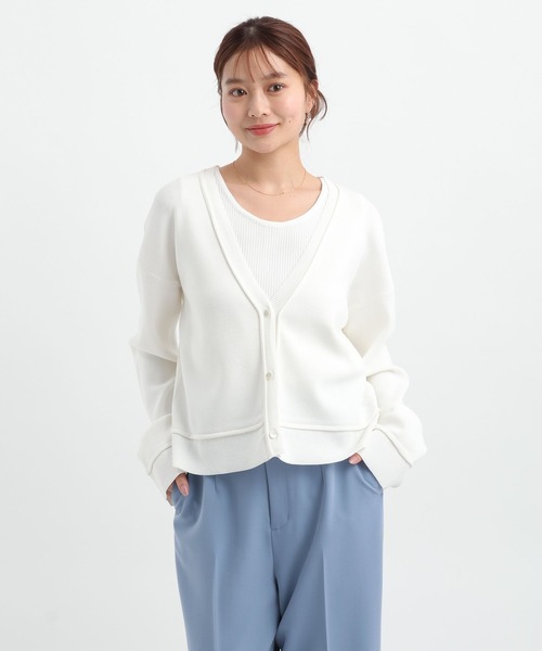 Andemiu(アンデミュウ)の「ショートVネックカーディガン641359(カーディガン/ボレロ・レディース・モカ/オフホワイト/オレンジ/ネイビー・FREE)」の16枚目の写真