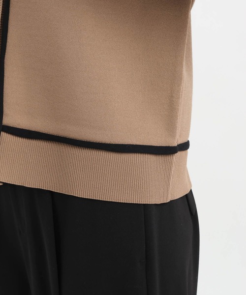 Andemiu(アンデミュウ)の「ショートVネックカーディガン641359(カーディガン/ボレロ・レディース・モカ/オフホワイト/オレンジ/ネイビー・FREE)」の15枚目の写真