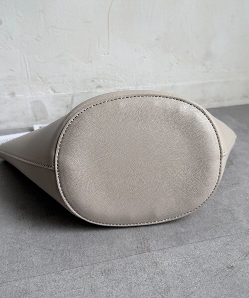 Chez toi（シェトワ）の「バンブーライク2WAYショルダー（トートバッグ・レディース・ライトグレー/ブラウン/ブラック・FREE）」の14枚目の写真