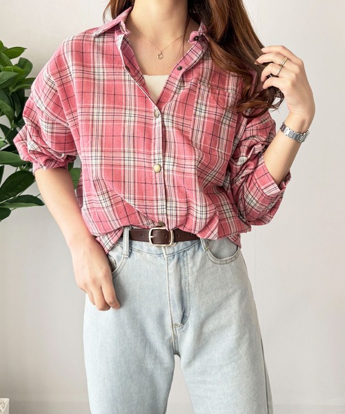 Amulet(アミュレット)の「ルーズシルエットでこなれ感 チェック柄ルーズシャツ(シャツ/ブラウス・レディース・ブルー/ピンク/ホワイト・L/M/S)」の15枚目の写真