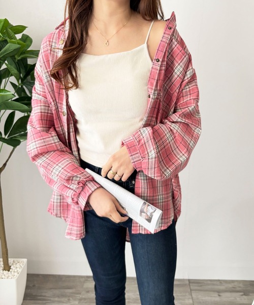 Amulet(アミュレット)の「ルーズシルエットでこなれ感 チェック柄ルーズシャツ(シャツ/ブラウス・レディース・ブルー/ピンク/ホワイト・L/M/S)」の17枚目の写真