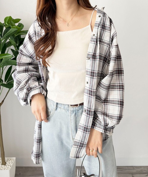 Amulet(アミュレット)の「ルーズシルエットでこなれ感 チェック柄ルーズシャツ(シャツ/ブラウス・レディース・ブルー/ピンク/ホワイト・L/M/S)」の21枚目の写真