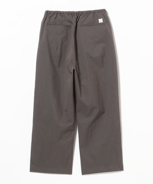 BRILLA per il gusto（ブリッラペルイルグースト）の「ORCIVAL / コットンナイロン ワイドイージーパンツ（その他パンツ・メンズ・オリーブ/チャコールグレー・4/5）」の7枚目の写真