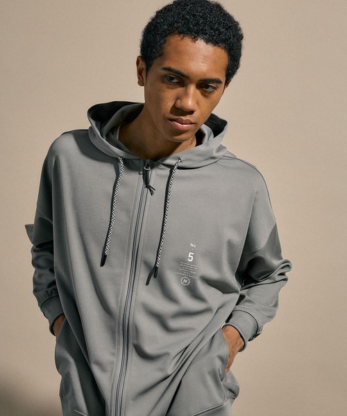 セール】[NUMERALS]MOLDED JERSEY ZIP HOODIE（パーカー）｜NUMERALS