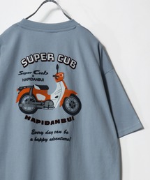 HONDA MOTORCYCLE（ホンダモーターサイクル）の「2026SS HONDA×sanrio/ホンダ×サンリオ はぴだんぶい スーパーカブ サガラ刺繍/フロッキープリント オーバーサイズ 半袖Tシャツ レディース メンズ（Tシャツ/カットソー）」