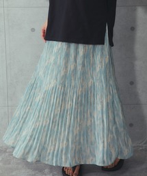 プリーツロングスカート