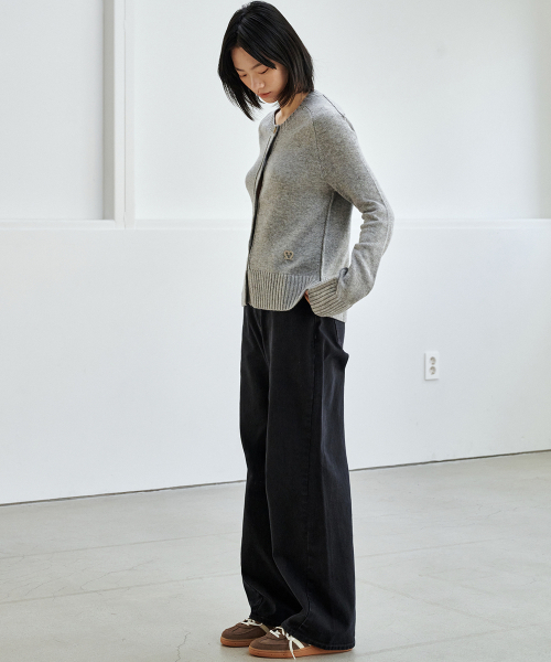 MALOUPE（マロップ）の「9151 カーブドカラー デニムパンツ (ブラック)（デニムパンツ・レディース・ブラック・26/28/30）」の6枚目の写真