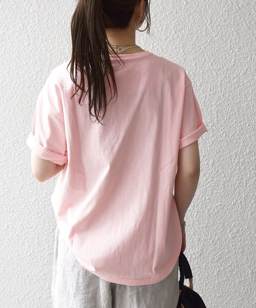 SHIPS any(シップス エニィ)の「【SHIPS any別注】La Hutte:〈洗濯機可能〉デザイン ロゴ プリント TEE 26SS(Tシャツ/カットソー・レディース・ブラウン/ホワイト系2/ホワイト系1/ピンク・ONE SIZE)」の22枚目の写真