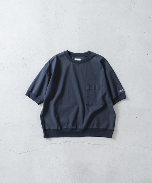 quadro(クオドロ)の「アサレチックポケ付プルオーバー(Tシャツ/カットソー・レディース・チャコール/オフホワイト/グレー/ブルー・FREE)」の3枚目の写真