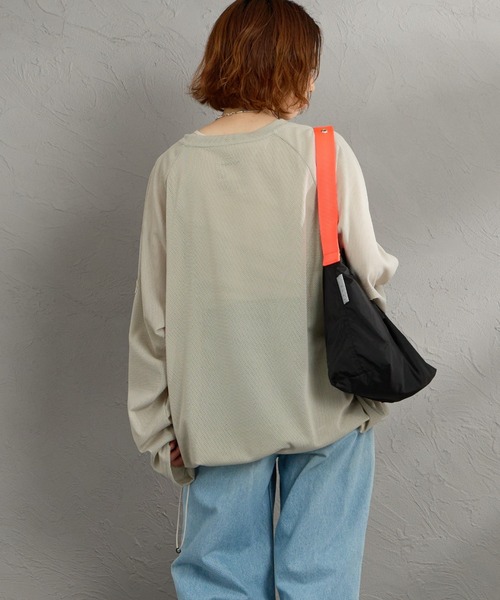 NORDISK（ノルディスク）の「[NORDISK/ノルディスク] 別注 ドローコード メッシュプルオーバー（Tシャツ/カットソー・レディース・チャコールグレー/ブラック/ベージュ・M/XL/L）」の7枚目の写真