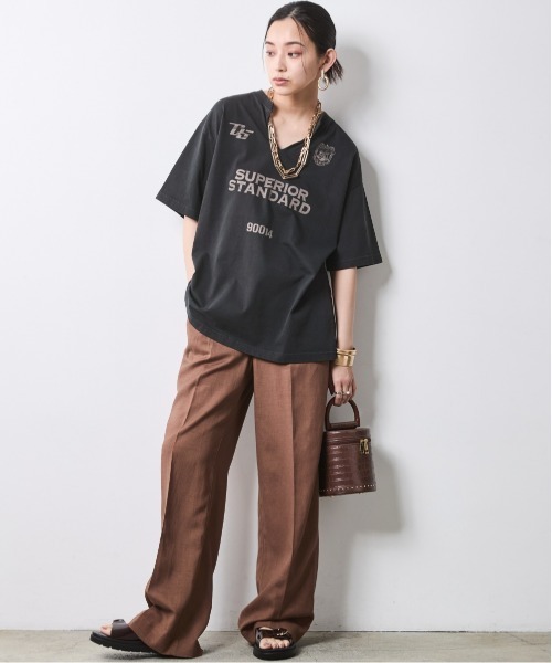 CHIC STYLE(シックスタイル)の「綿100%スリットネックプリントTシャツ<大きいサイズ有>シックスタイル(Tシャツ/カットソー・レディース・スミクロ/ボルドー・M/L/LL/3L/4L/5L)」の6枚目の写真