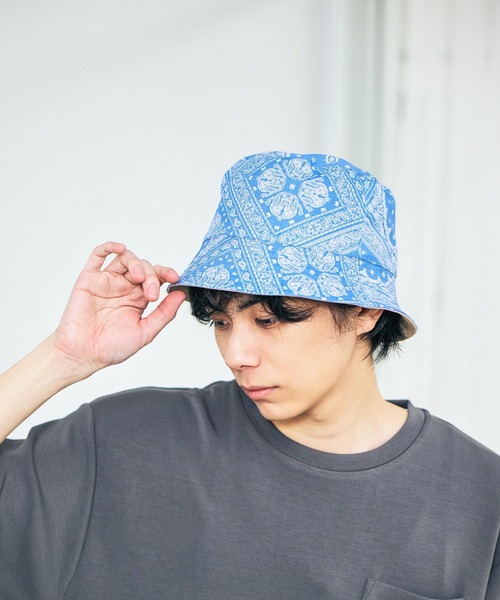 LAKOLE（ラコレ）の「ペイズリーリバーシブルバケットハット / 654162（ハット・メンズ・ブラック/ベージュ・9）」の6枚目の写真