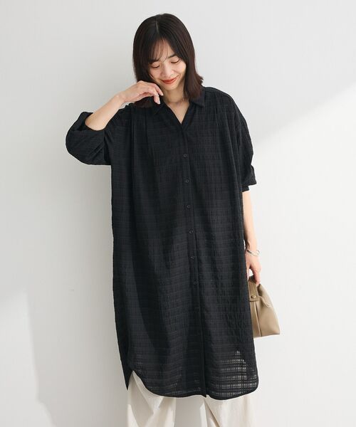 Green Parks(グリーンパークス)の「シアーチェックシャツワンピース(シャツワンピース・レディース・オレンジ/ブラック/オフホワイト・FREE)」の18枚目の写真