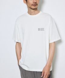 引き揃え天竺バックメッセージロゴTシャツ