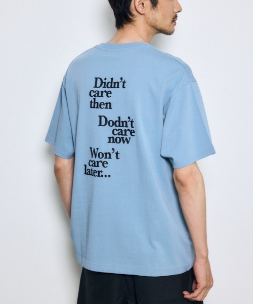 AZUL by moussy(アズールバイマウジー)の「引き揃え天竺バックメッセージロゴTシャツ(Tシャツ/カットソー・メンズ・ブラック/ライトブルー/ホワイト/ライトグレー・SMALL/MEDIUM/LARGE)」の4枚目の写真