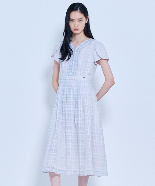 TOCCA（トッカ）の「FLOATING CHECK ドレス（ワンピース・レディース・ブラック系5/グレー系5・0/4/6/2）」の6枚目の写真