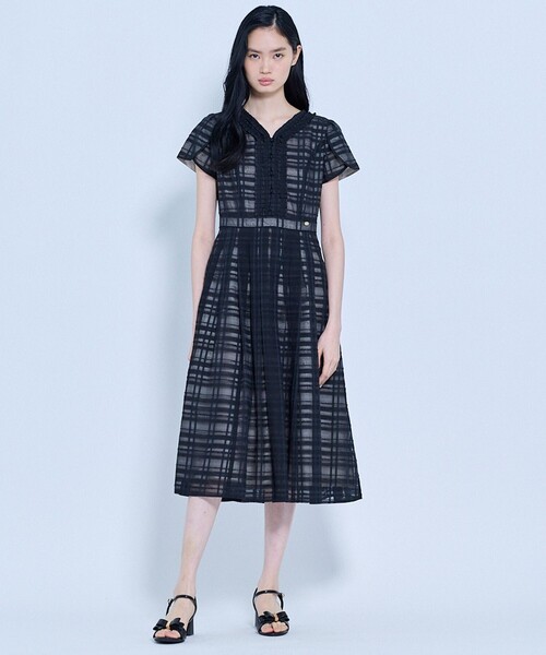 TOCCA（トッカ）の「FLOATING CHECK ドレス（ワンピース・レディース・ブラック系5/グレー系5・0/4/6/2）」の7枚目の写真