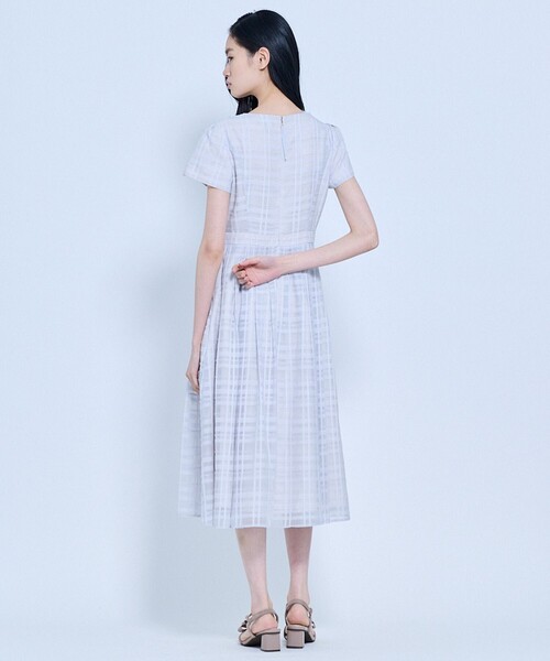 TOCCA（トッカ）の「FLOATING CHECK ドレス（ワンピース・レディース・ブラック系5/グレー系5・0/4/6/2）」の12枚目の写真