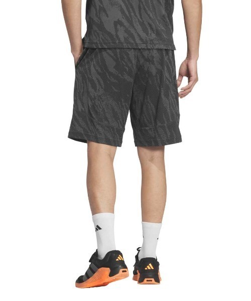 adidas(アディダス)の「アディダス adidas テック エッセンシャルズ クール タッチ レギュラーフィット カモ AOP 9インチ ショーツ(その他パンツ・メンズ・オリーブ/ブルー/ダークグレー・S/M/L/LL/3L)」の7枚目の写真