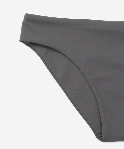 Hurley (ハーレー)の「【Hurley:ハーレー】レディーススイムウェアボトムス 水着 モデレートカバータイプ SOLID MODERATE BOTTOM(水着・レディース・カーキブラウン/ブラック系その他・LARGE/MEDIUM/SMALL)」の3枚目の写真