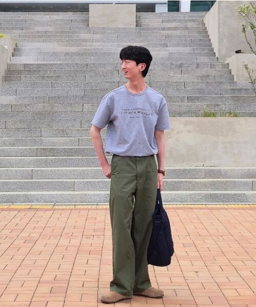 KALAPATTHAR（カラパタール）の「KP SIGNATURE GRAPHICS SHORT-SLEEVED T-SHIRT - MELANGE GREY（Tシャツ/カットソー・メンズ・その他・LARGE/X-LARGE/MEDIUM）」の11枚目の写真