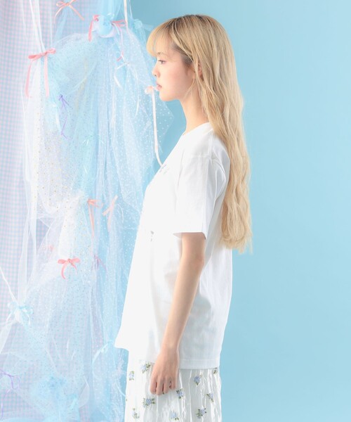 CAROLINA GLASER(カロリナ グレイサー)の「メッセージ Tシャツ 旅行 主役トップス 映え 大人ガーリー(Tシャツ/カットソー・レディース・ホワイト/ブラック・MEDIUM/SMALL)」の11枚目の写真