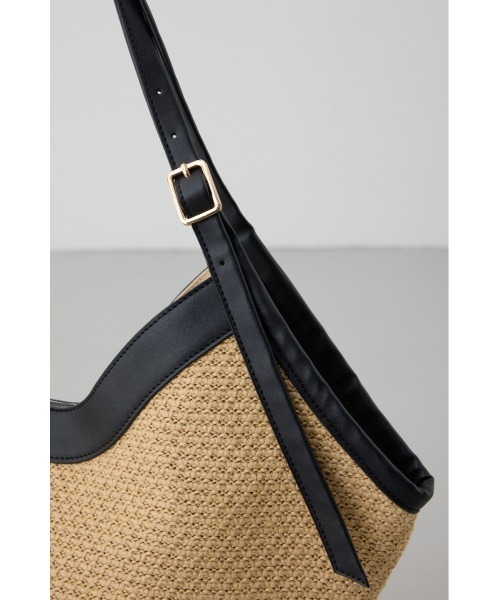 AZUL by moussy(アズールバイマウジー)の「フェイクレザーパイピング雑材トートバッグ(ショルダーバッグ・レディース・キャメル/ブラック・FREE)」の3枚目の写真