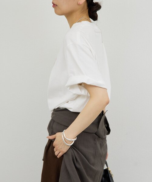 GALLARDAGALANTE(ガリャルダガランテ)の「【REMI RELIEF】【HARD SP加工20】天竺レギュラーTee/別注(Tシャツ/カットソー・レディース・オフホワイト/ピンク・MEDIUM)」の4枚目の写真