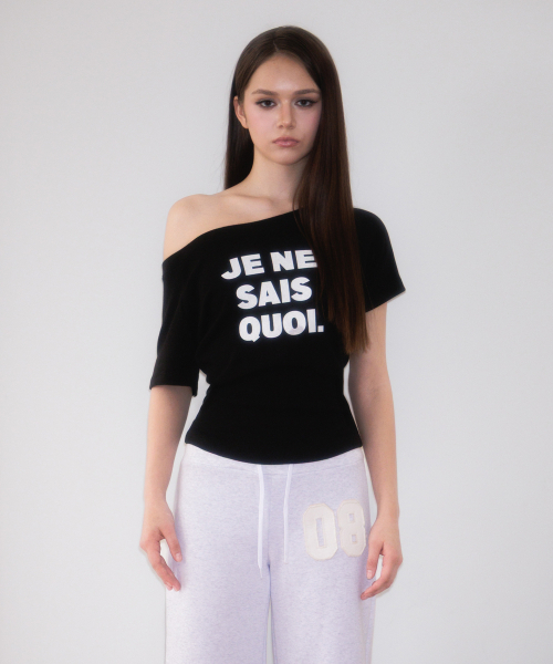 ROSEFRANTZ（ロゼフランツ）の「Minimal French Lettering T-shirt [Black]（Tシャツ/カットソー・レディース・ブラック・OS）」の2枚目の写真