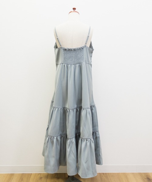 CLETTE(クレット)の「CLETTEオリジナルレース使いティアードキャミワンピース(ワンピース・レディース・チャコールグレー/ブルー/グレイッシュベージュ・4L/3L/LL)」の15枚目の写真