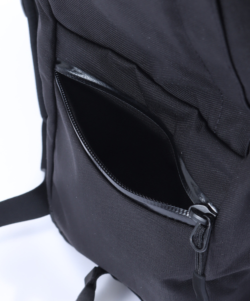 BAGJACK(バッグジャック)の「bagjack / バッグジャック daypack M(バックパック/リュック・メンズ・ブラック・FREE)」の7枚目の写真