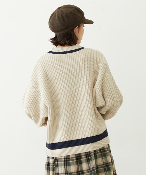 MILKFED.(ミルクフェド)の「CRICKET KNIT PATCH TOP(ニット/セーター・レディース・レッド/オフホワイト/ネイビー・ONE SIZE)」の16枚目の写真