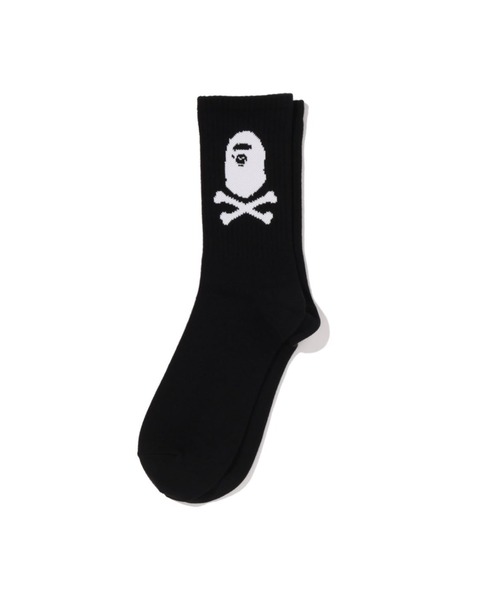 A BATHING APE(アベイシングエイプ)の「APE CROSSBONE SOCKS(ソックス/靴下・メンズ・ブラック/ホワイト・LARGE/MEDIUM)」の1枚目の写真