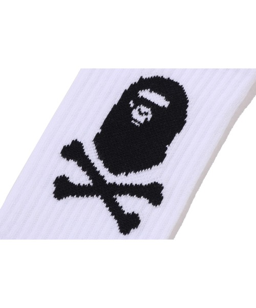 A BATHING APE(アベイシングエイプ)の「APE CROSSBONE SOCKS(ソックス/靴下・メンズ・ブラック/ホワイト・LARGE/MEDIUM)」の3枚目の写真