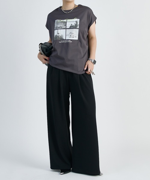Lui's(ルイス)の「シルケットフォトフレンチスリーブT(Tシャツ/カットソー・レディース・オフホワイト/ブラック/チャコールグレー・FREE)」の13枚目の写真